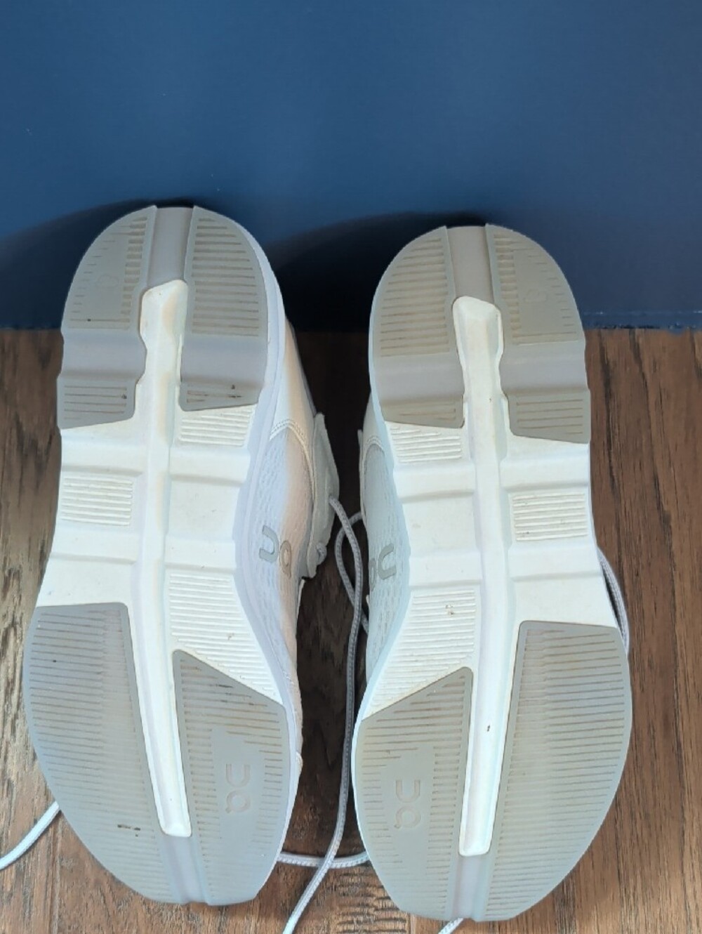On Cloudzone Moon Running Women's Athletic Sneakers in White and Lavender - Picture 6 of 7